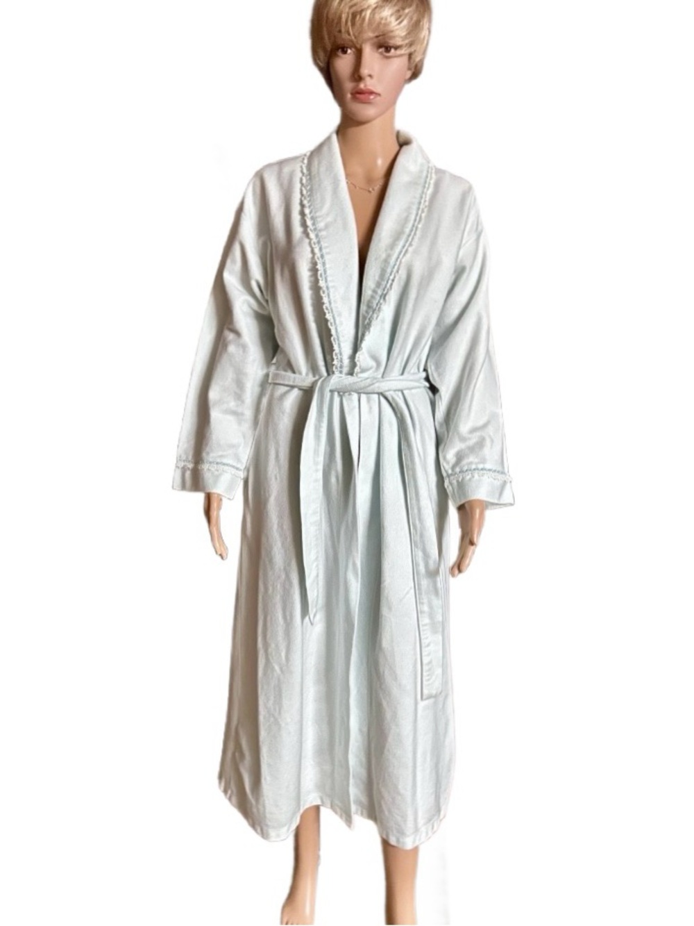 Eileen West ~ Women’s Small ~ Light Blue ~ W/ Floral Lace ~ Velour ~ Maxi Robe - Picture 3 of 16